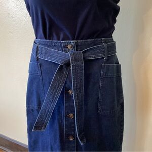 Ann Taylor Loft Dark Blue Denim Skirt with Belt Size 6